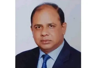 প্রধানমন্ত্রী তারেক রহমানের সভাপতিত্বে ‘সুস্বাস্থ্যের বাংলাদেশ গঠন’ বিষয়ে সভা অনুষ্ঠিত হয়েছে। আজ রোববার বেলা ৩টায় সচিবালয়ে মন্ত্রীপরিষদ বিভাগে প্রধানমন্ত্রীর বিশেষ সভাকক্ষে এই সভা অনুষ্ঠিত হয়। সভায় স্বাস্থ্য ও পরিবার কল্যাণ মন্ত্রণালয়ের মন্ত্রী সরদার মোঃ সাখাওয়াত হোসেন, প্রধানমন্ত্রীর উপদেষ্টা মাহদী আমিন, মন্ত্রীপরিষদ সচিব ড. নাসিমুল গনি ও প্রধানমন্ত্রীর মুখ্য সচিব এ বি এম আব্দুস সাত্তার উপস্থিত ছিলেন।